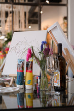Lade das Bild in den Galerie-Viewer, Painting and Wine- Flower Bouquet
